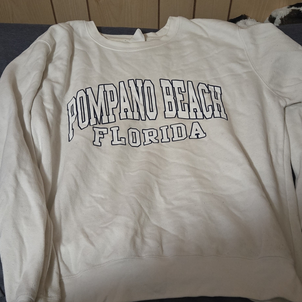 CO Classic White Sweatshirt